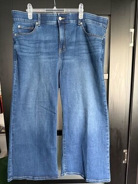 Torrid Bombshell Wide Leg Ankle Cropped Super Soft
